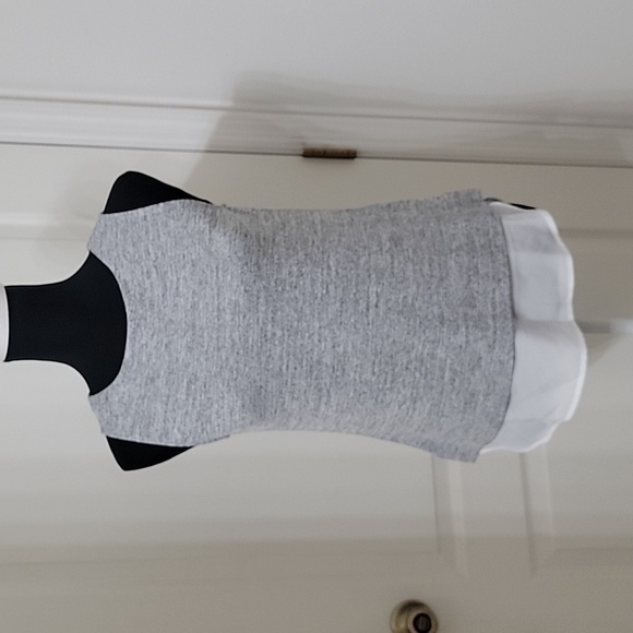 Banana Republic Factory Size PXS Gray and White Layered-Look Sleeveless Top. NEW - Picture 1 of 10